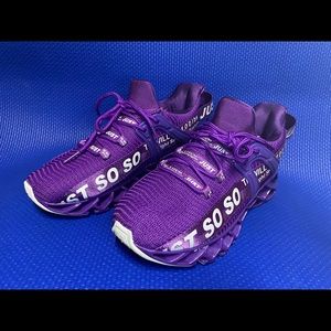 SOLD ‼️ Umyogo “Just So So” Running Shoes